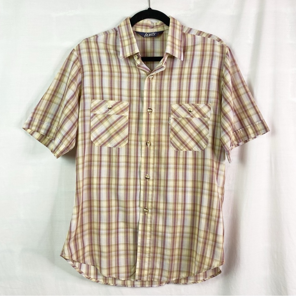 Levi’s Vintage Red and Tan Plaid Short Sleeve Button Up Shirt Lg
